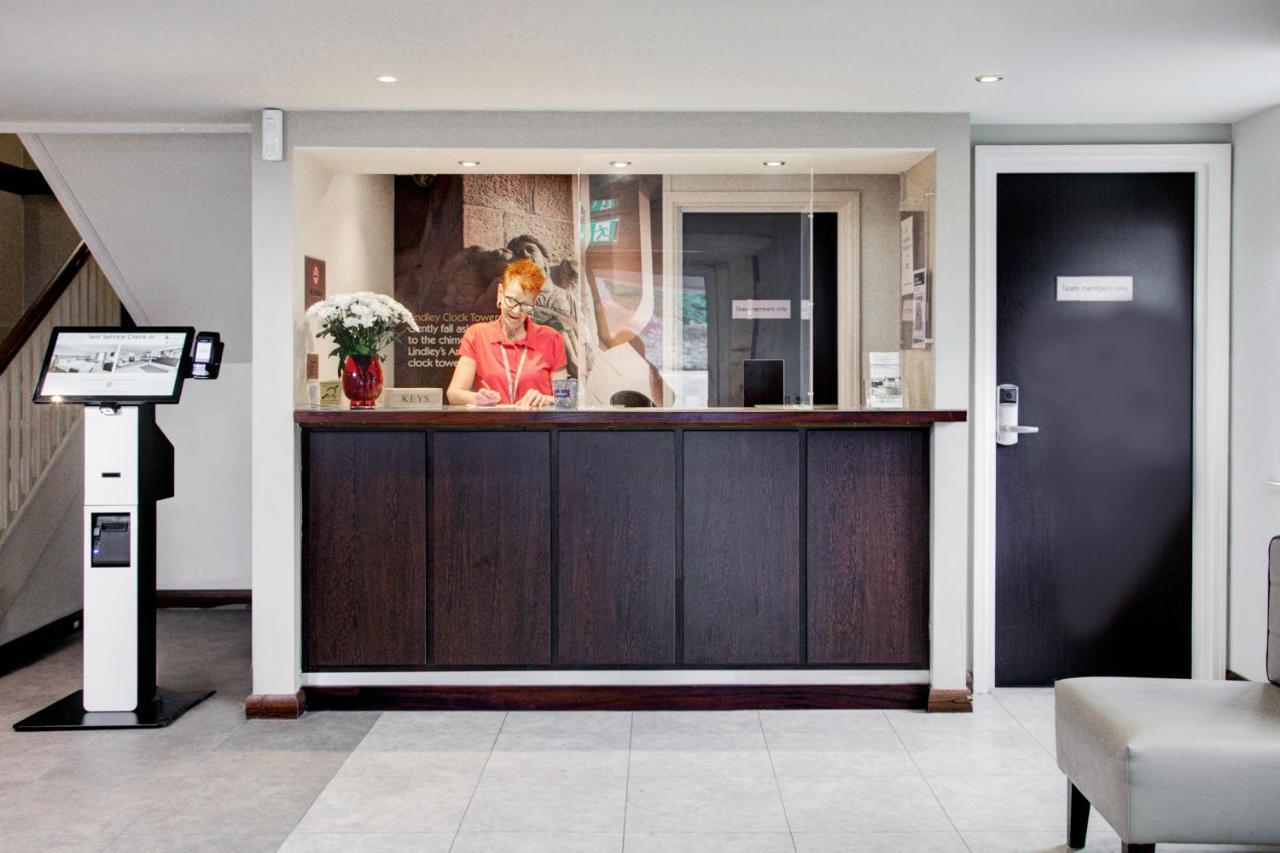 Fortune Huddersfield; Sure Hotel Collection By Best Western Exterior foto