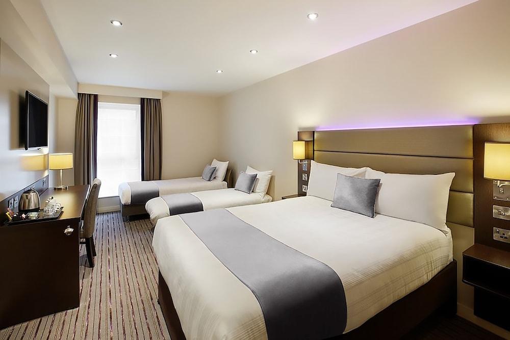 Fortune Huddersfield; Sure Hotel Collection By Best Western Exterior foto